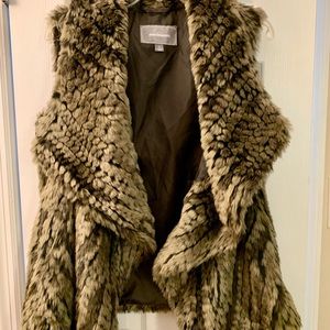 Fur vest